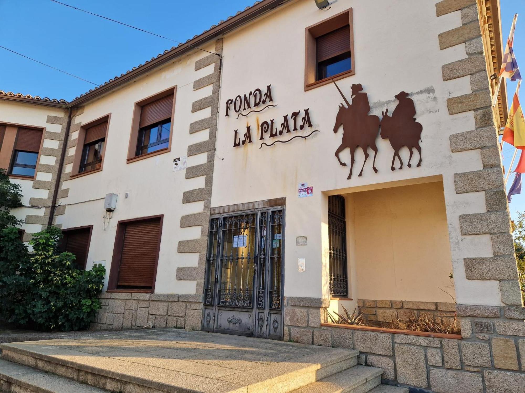 Hostal La Plata Oropesa Eksteriør bilde